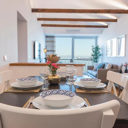 Apartment Lovelystay Pantheon Oasis *